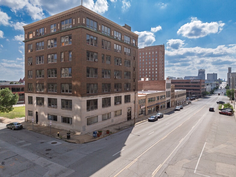 More Photos Of 1700 Olive St, Saint Louis Office For Sale