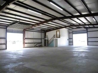 More Photos Of 7915 FM 517 Rd W, Dickinson Warehouse For Sale