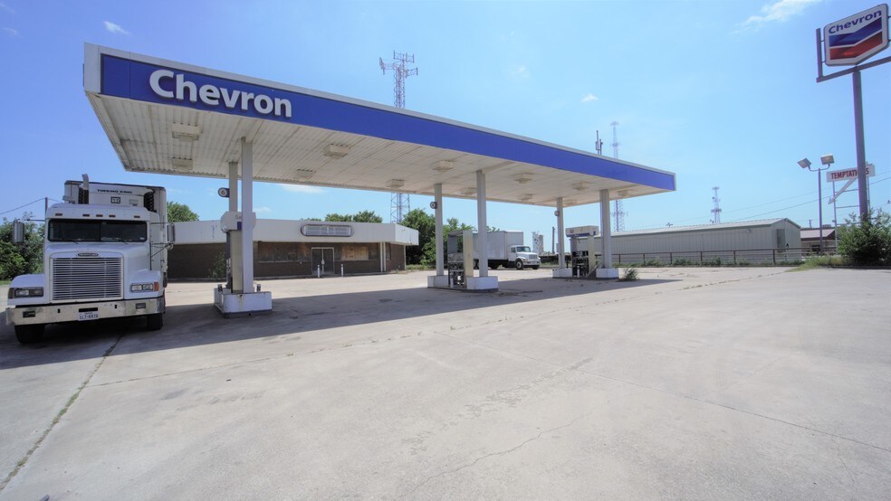 More Photos Of 12235 Camp Bowie Blvd W, Aledo Service Station For Sale