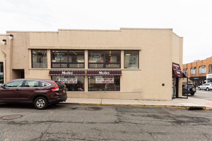 More Photos Of 15 N Dean St, Englewood Restaurant For Lease