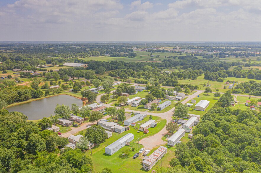 More Photos Of 3601 Granddaughter Ln, Harrah Manufactured Housing Mobile Home Park For Sale