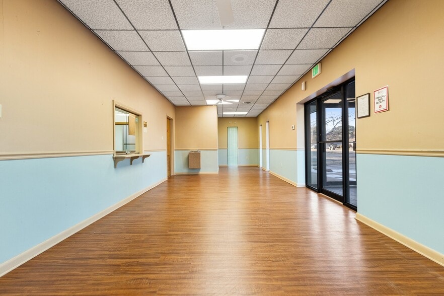 More Photos Of 1405 Braden St, Jacksonville Medical For Sale