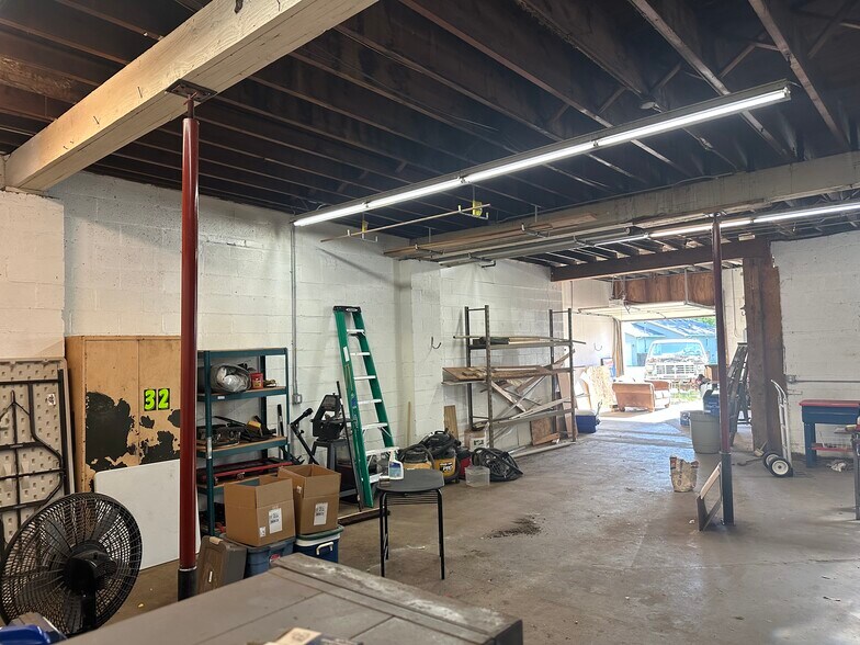 More Photos Of 436 S Schuyler Ave, Bradley Storefront For Sale