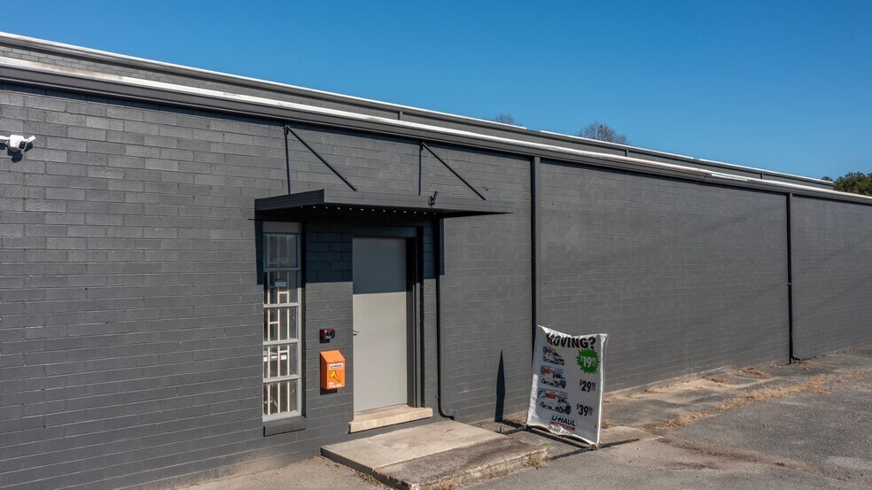 More Photos Of 3843 Highway 41 N, Resaca Distribution For Lease