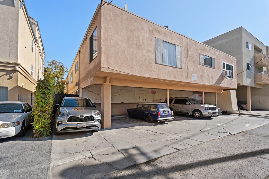 More Photos Of 3831 Motor Ave, Culver City Apartments For Sale