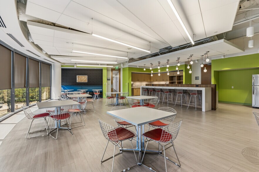 More Photos Of , Orlando Office For Sale