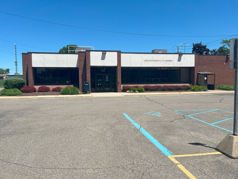 Primary Photo Of 60 Southfield Rd, Ecorse Bank For Sale