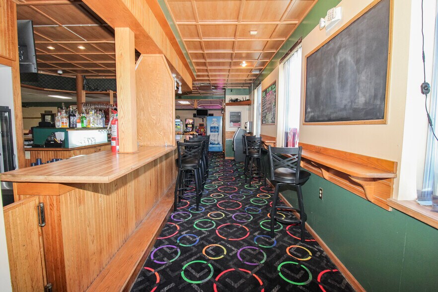 More Photos Of 125 Main St, Huron Bowling Alley For Sale