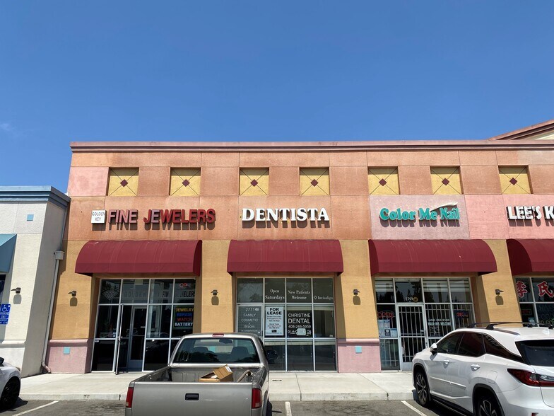 More Photos Of 2765-2775 El Camino Real, Santa Clara Freestanding For Lease