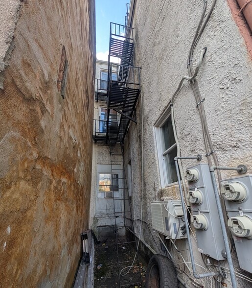 More Photos Of 1407 McCulloh St, Baltimore Apartments For Sale