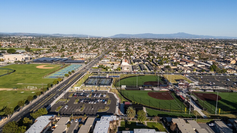 More Photos Of 8620-8624 Watson St, Cypress Apartments For Sale