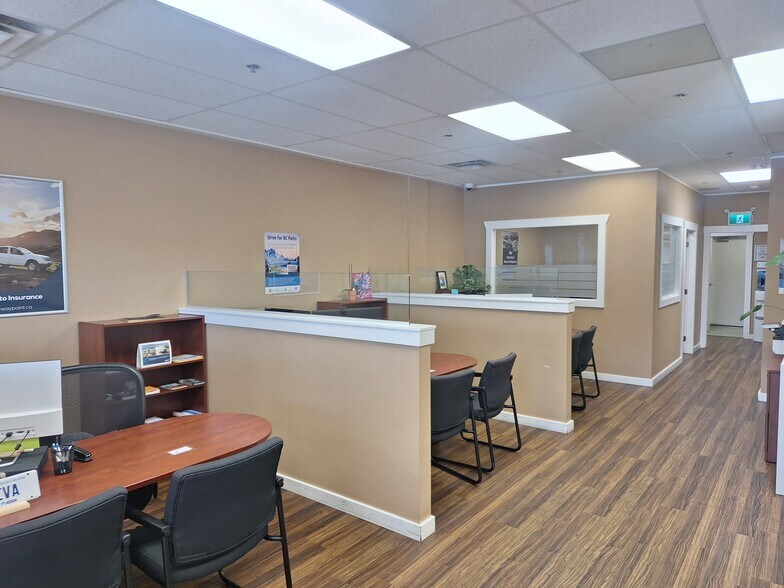 More Photos Of 1808 Bowen Rd, Nanaimo General Retail For Lease