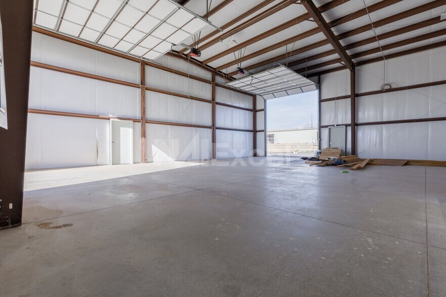 More Photos Of 5645 W 720 S, Hurricane Industrial For Lease