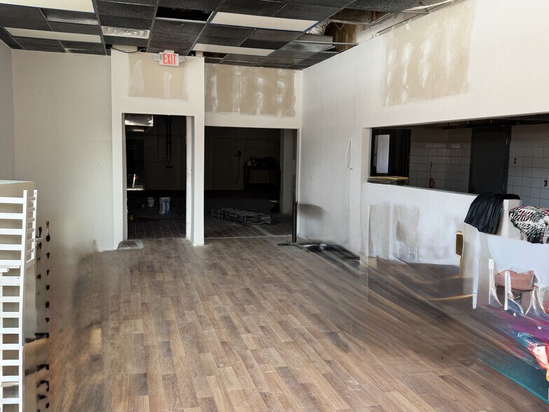 More Photos Of 126 New Canaan Ave, Norwalk Freestanding For Lease