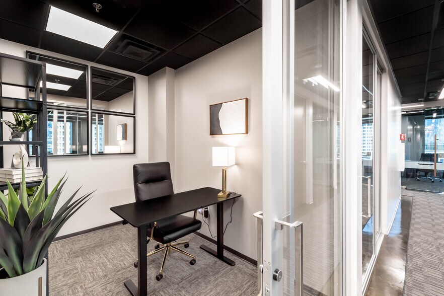 More Photos Of 3379 Peachtree Rd NE, Atlanta Coworking Space