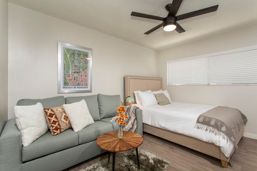 More Photos Of 12128 Ramona Ave, Hawthorne Apartments For Sale