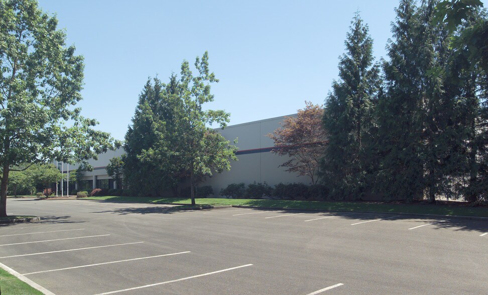 More Photos Of 6200 NE Cherry Dr, Hillsboro Industrial For Sale