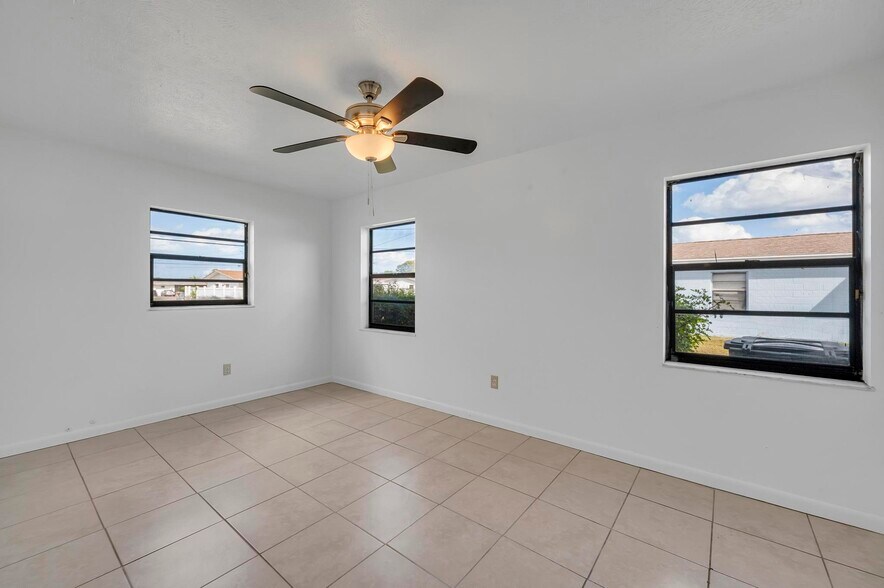 More Photos Of 1702 Avenue L, Fort Pierce Apartments For Sale