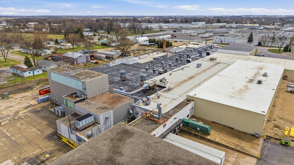 More Photos Of 424 E Oshkosh St, Ripon Manufacturing For Sale