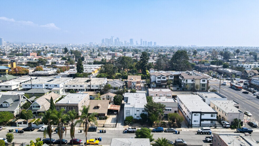 More Photos Of , Los Angeles Multifamily For Sale