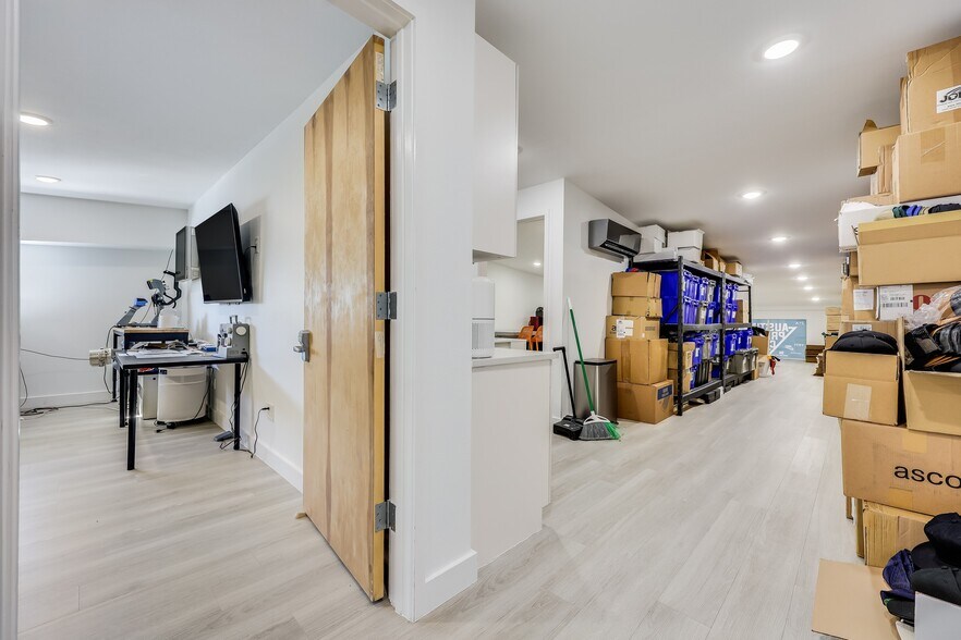 More Photos Of 2000 Windy Ter, Cedar Park Warehouse For Sale