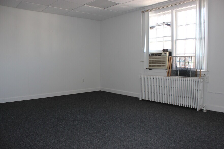 More Photos Of 2348 Whitney Ave, Hamden Storefront Retail Office For Lease