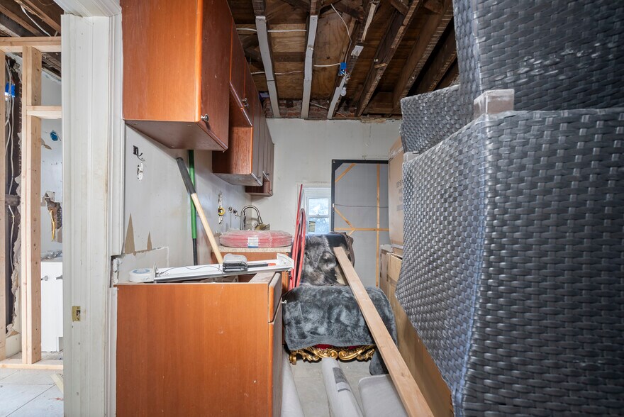 More Photos Of 6200 Germantown Ave, Philadelphia Multifamily For Sale