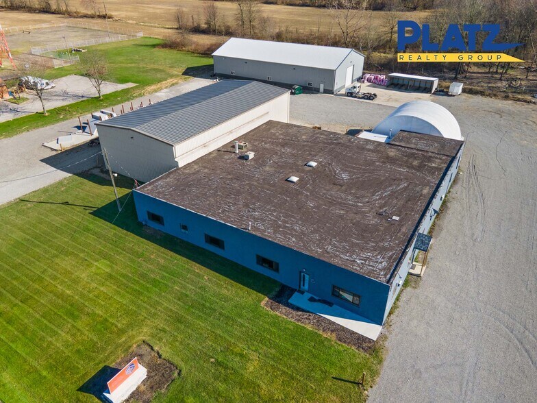 More Photos Of 15439 W Akron Canfield Rd, Berlin Center Warehouse For Sale