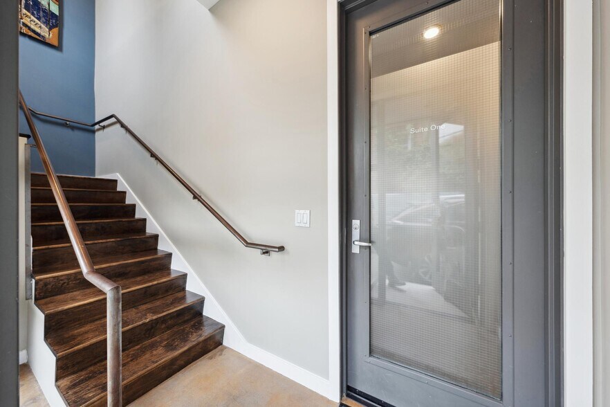 More Photos Of 1010 Grayson St, Berkeley Office Residential For Sale