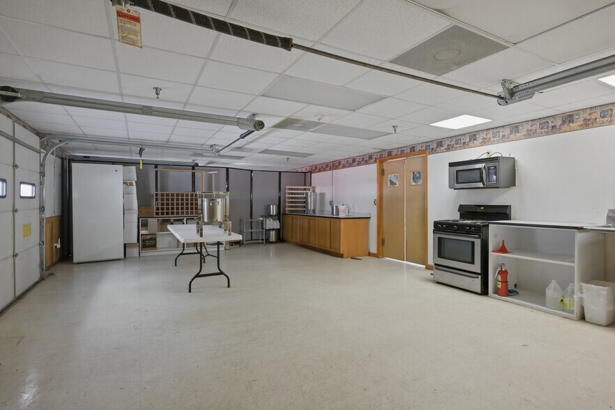 More Photos Of 89 Hunting Quarter Rd, Greenwood Trailer Camper Park For Sale