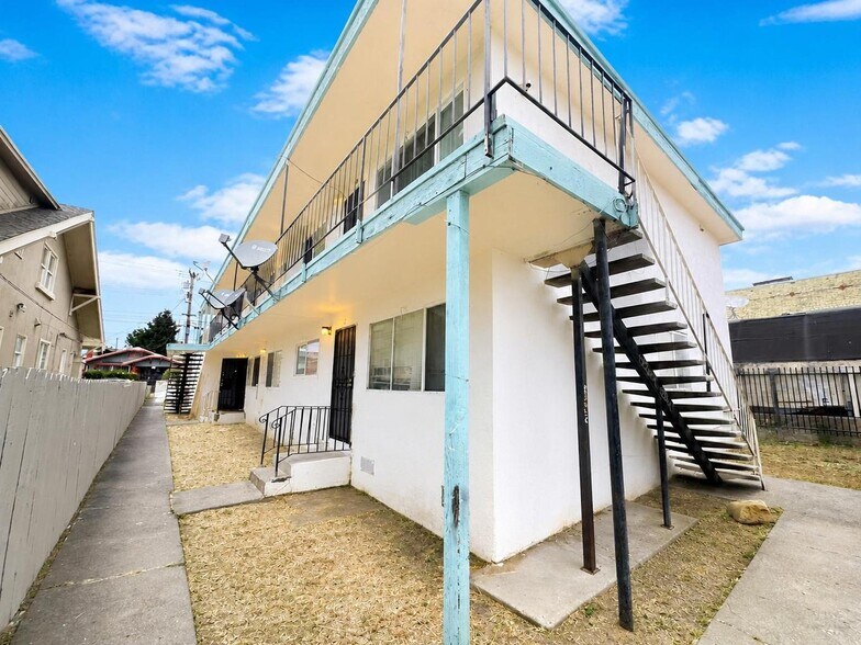 More Photos Of 2426 57th Ave, Oakland Apartments For Sale