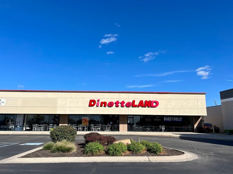 More Photos Of 5612-5769 Castleton Corner Ln, Indianapolis Unknown For Lease