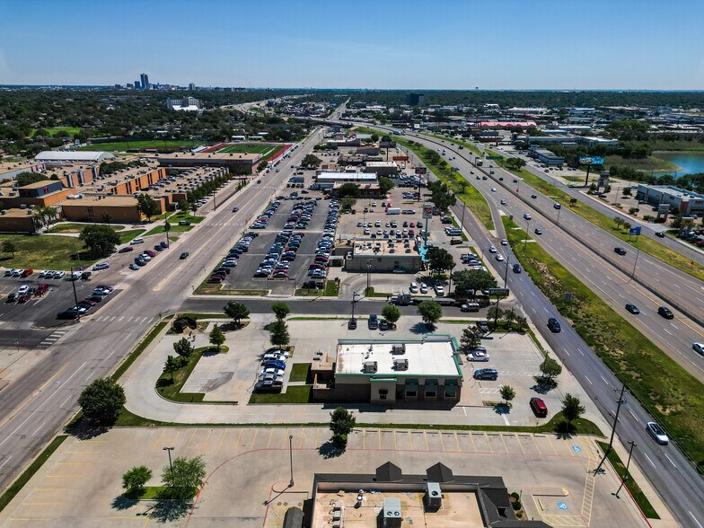 More Photos Of 4104 W Interstate 40, Amarillo Freestanding For Lease