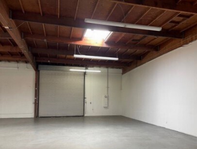 More Photos Of 2412 Gundry Ave, Signal Hill Warehouse For Lease