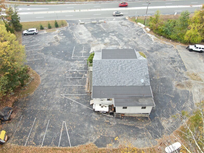More Photos Of 409 Woodport Rd, Sparta Freestanding For Sale