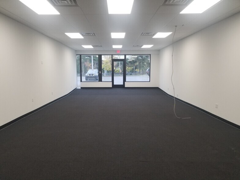 More Photos Of 1000 Portage Rd, Niagara Falls Unknown For Lease