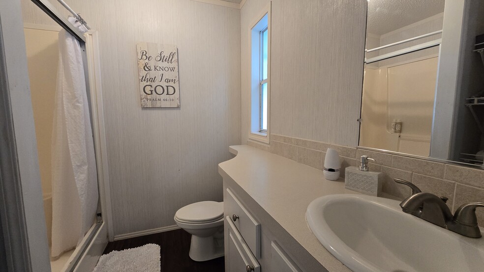 More Photos Of 44 Crawford Dr, Lake Placid Manufactured Housing Mobile Home Park For Sale