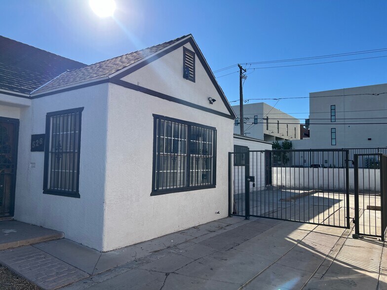 More Photos Of 530 S 7th St, Las Vegas Office Residential For Lease