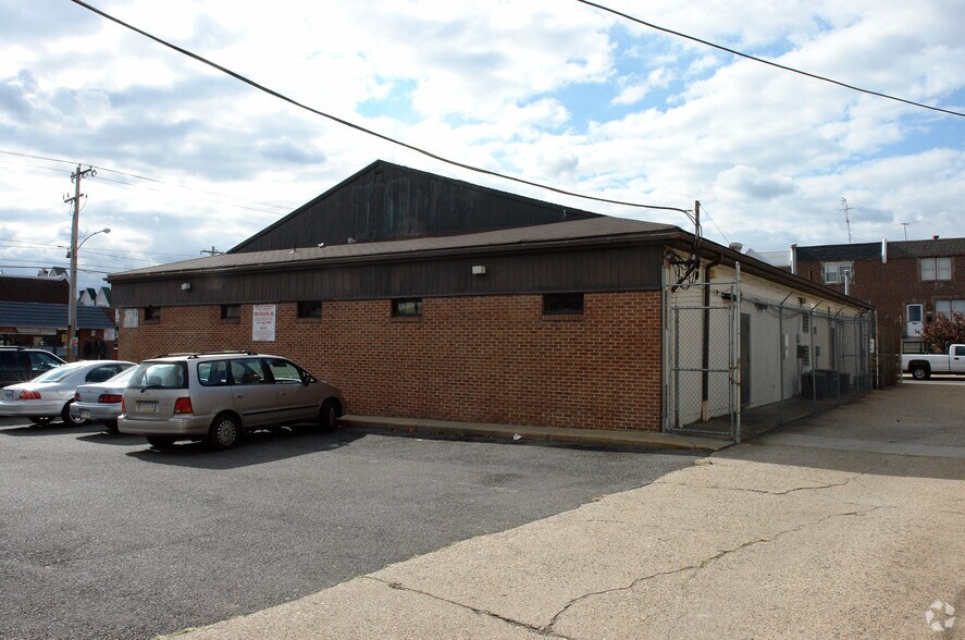 More Photos Of 1139 E Luzerne St, Philadelphia Office For Sale