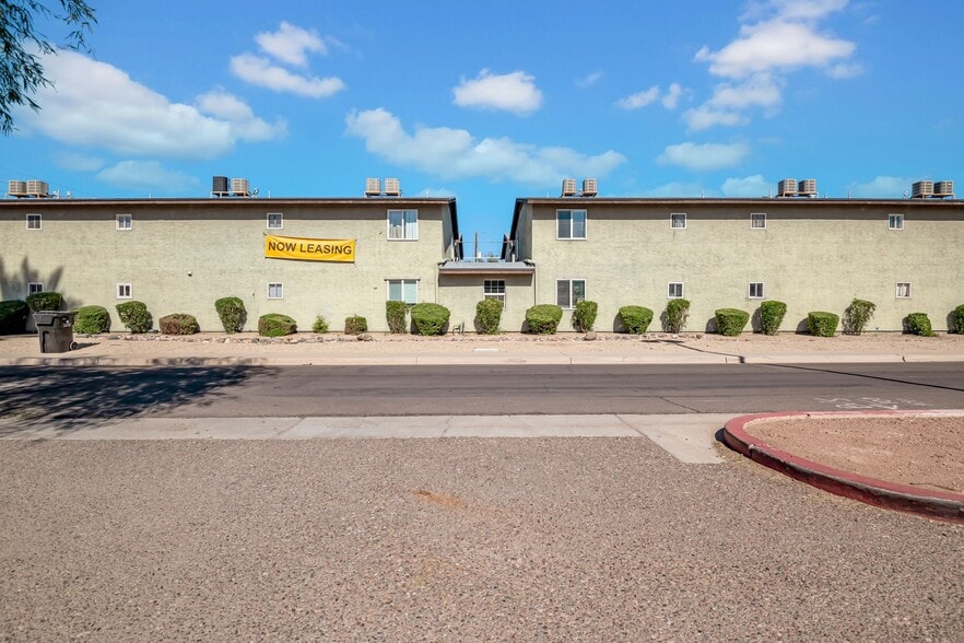 More Photos Of 2234 W Hazelwood St, Phoenix Apartments For Sale