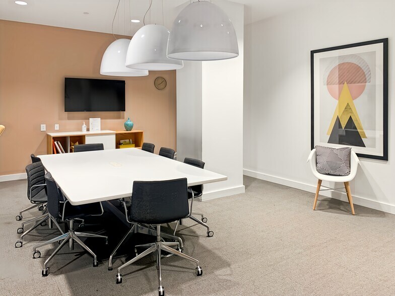 More Photos Of 3401 Mallory Ln, Franklin Coworking Space
