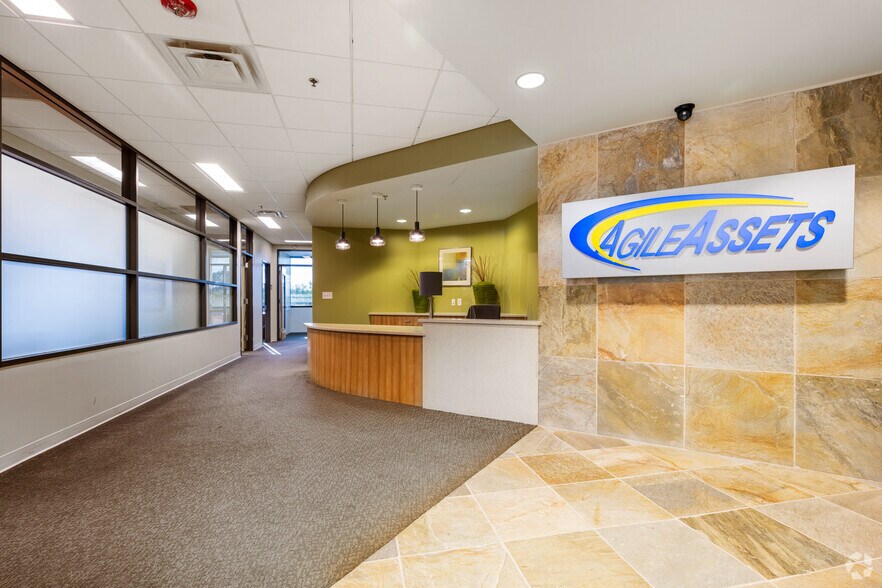 More Photos Of 3001 Bee Caves Rd, Austin Office For Lease