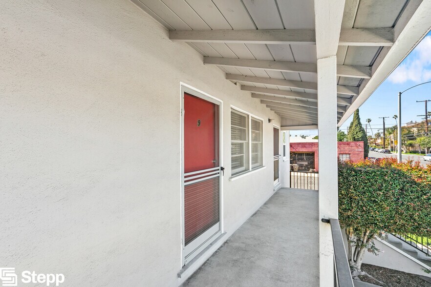 More Photos Of 4130 E 10th St, Long Beach Apartments For Sale