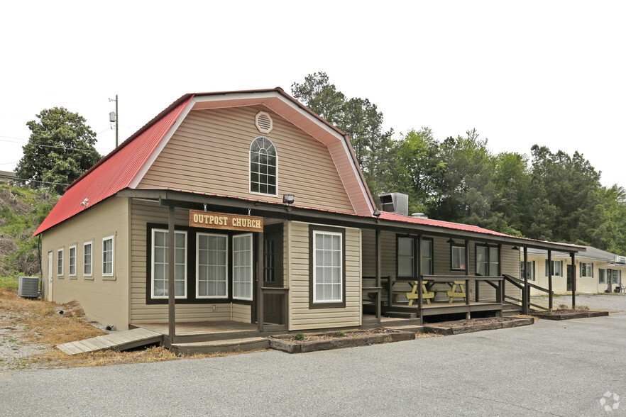 Primary Photo Of 8719 Hixson, Hixson Freestanding For Sale