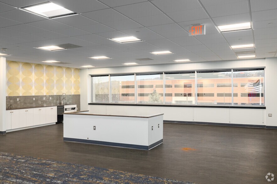 More Photos Of 1150 Route 22 E, Bridgewater Medical For Sale