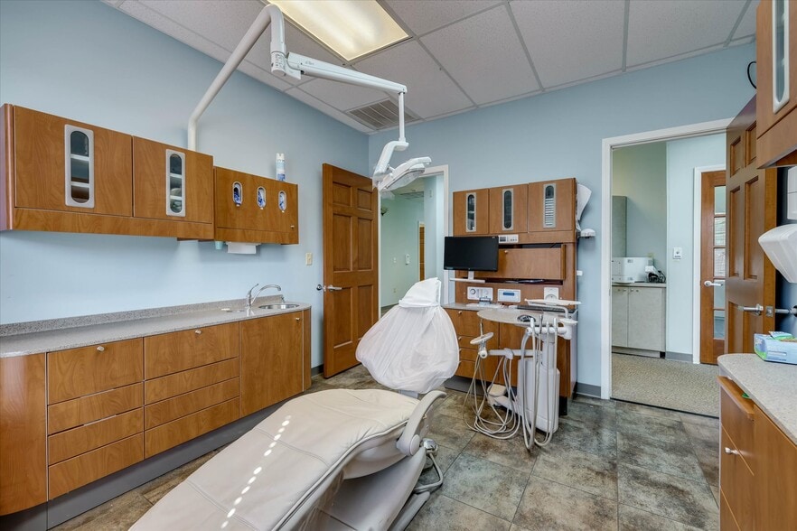More Photos Of 1466 Columbia Hwy N, Aiken Medical For Sale