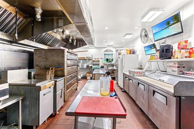 More Photos Of 307 Broadway St, Myrtle Beach Restaurant For Sale