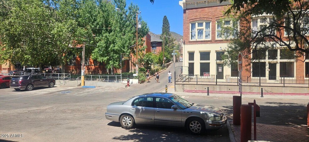 More Photos Of 2 Naco Rd, Bisbee Office For Sale