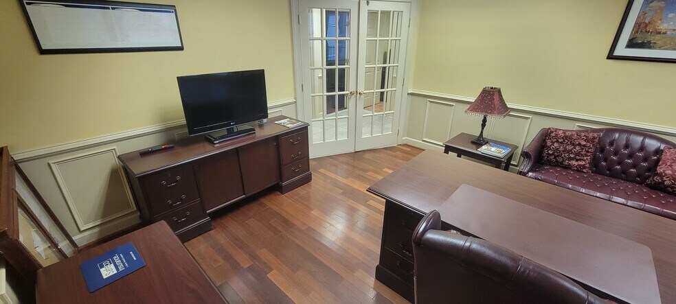 More Photos Of , Silver Spring Office For Sale