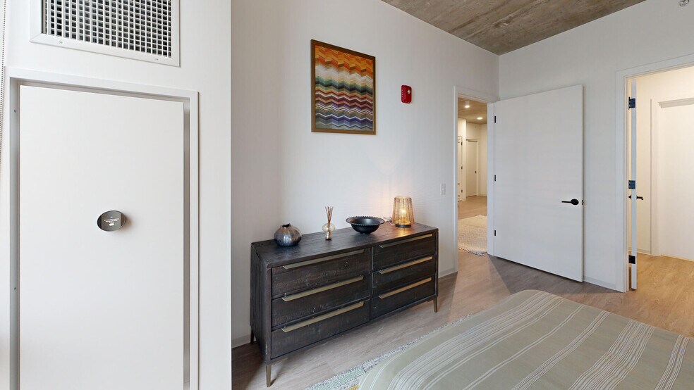 More Photos Of 1717 S Michigan Ave, Chicago Apartments For Lease